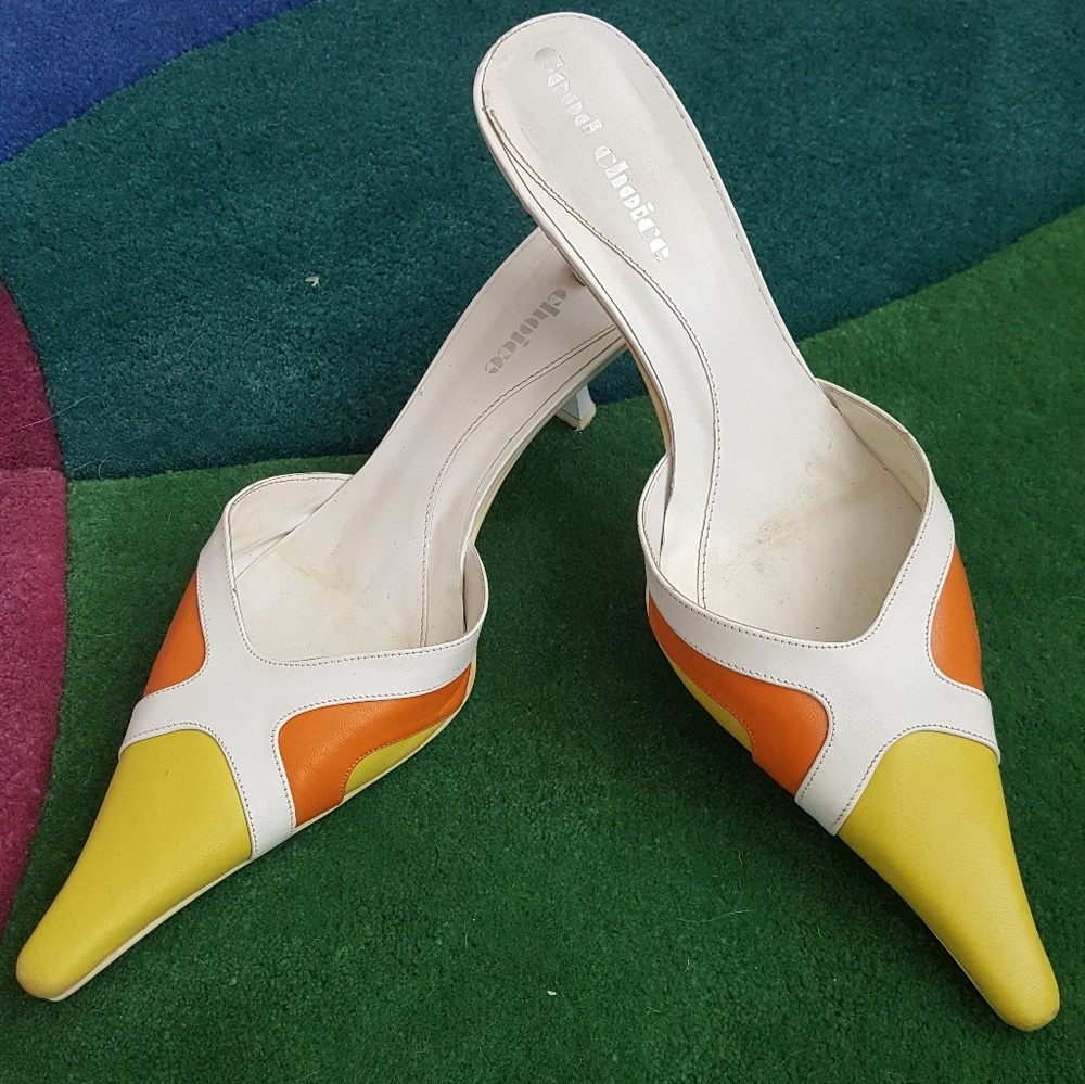 Beautiful shoes. Gently worn, in great condition.